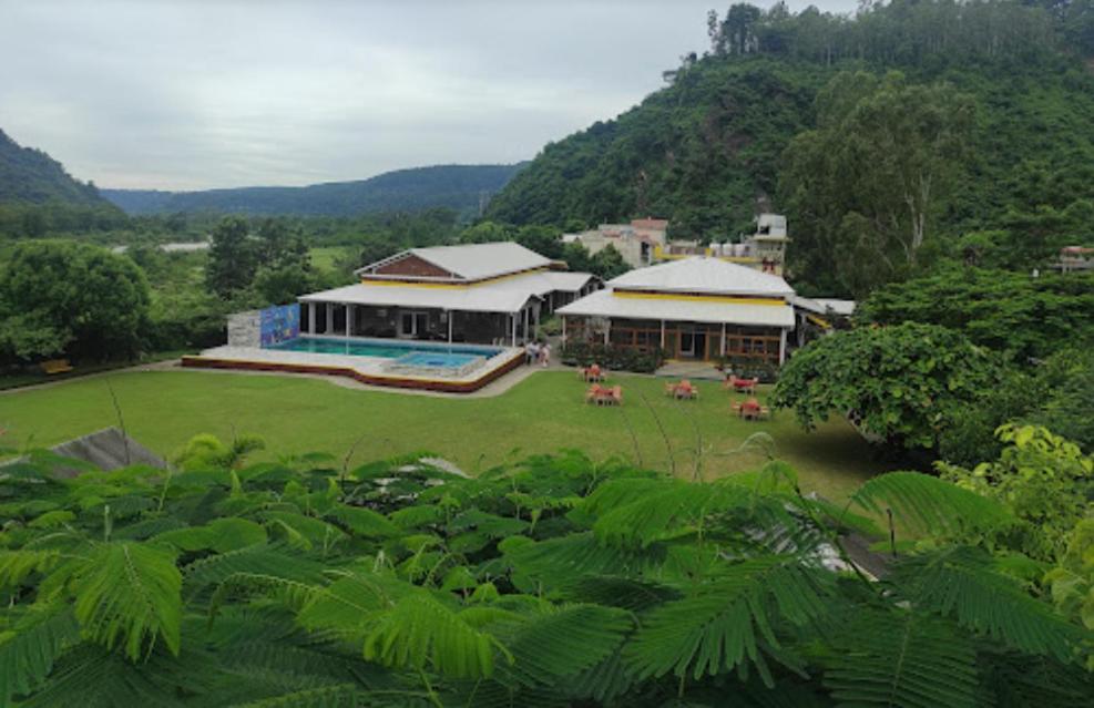Four Banyans Spirit & Nature Resort Rāipur Exterior foto